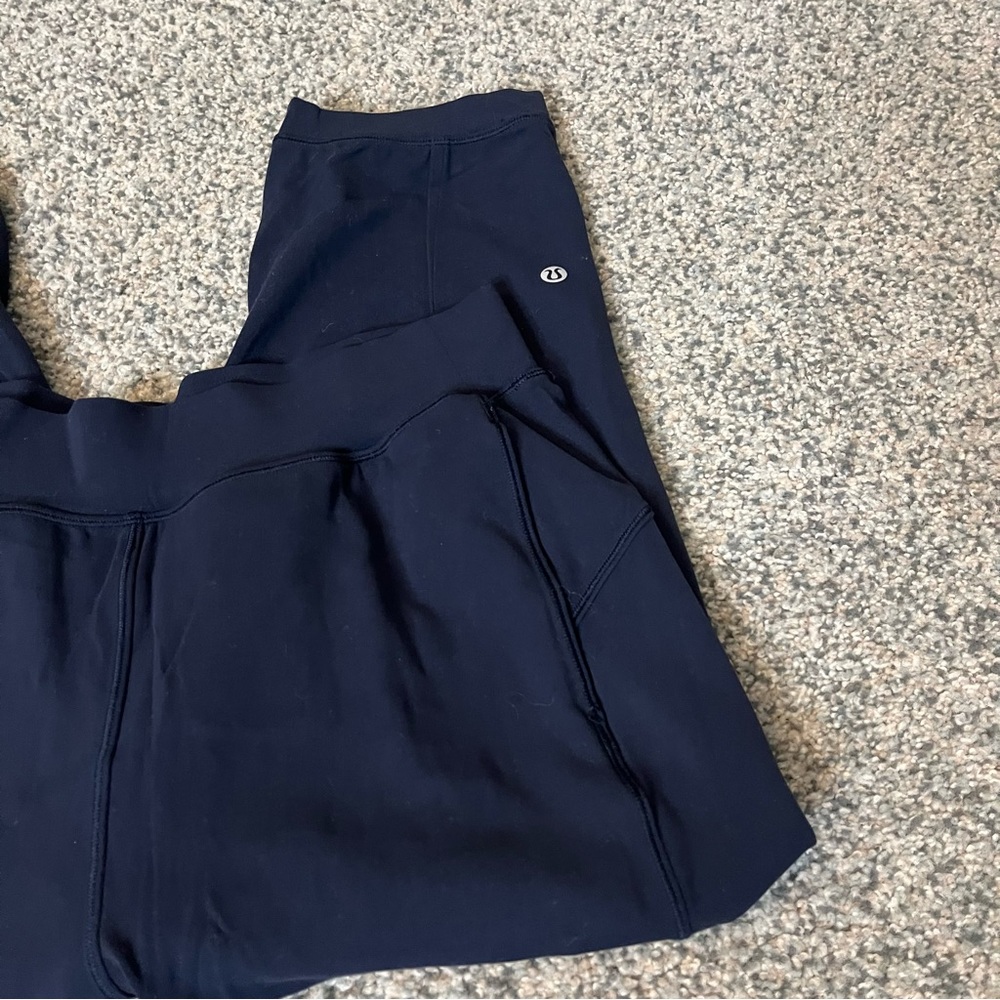 Lululemon Rejuvenate Crop True Navy - Picture 3 of 10